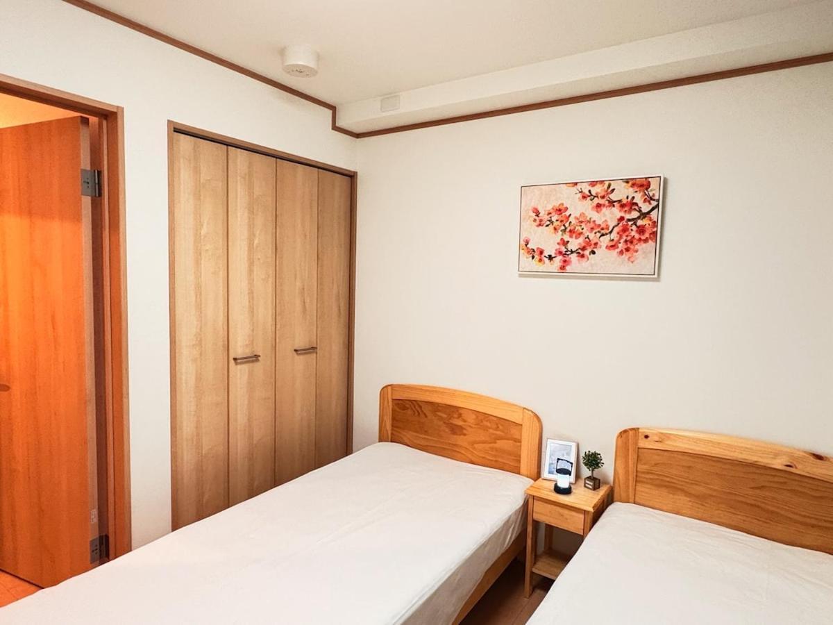 Whole 3-story House Near Nijo, For 6 Guests Villa *